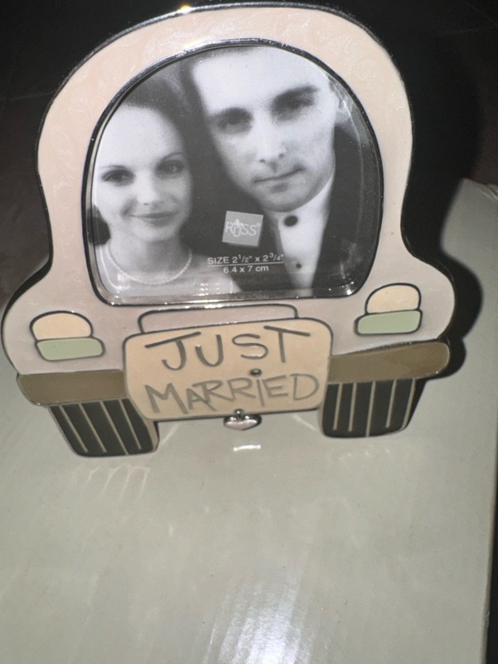 Russ 'Just Married' Beige, Gold & Green Decorative Car Photo Frame